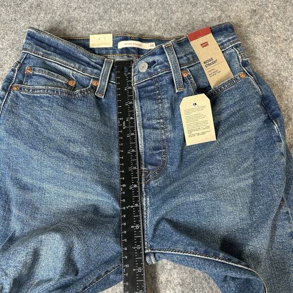Levi’s Wedgie Straight Womens 28 Medium Wash Denim Button Fly - Picture 3 of 12